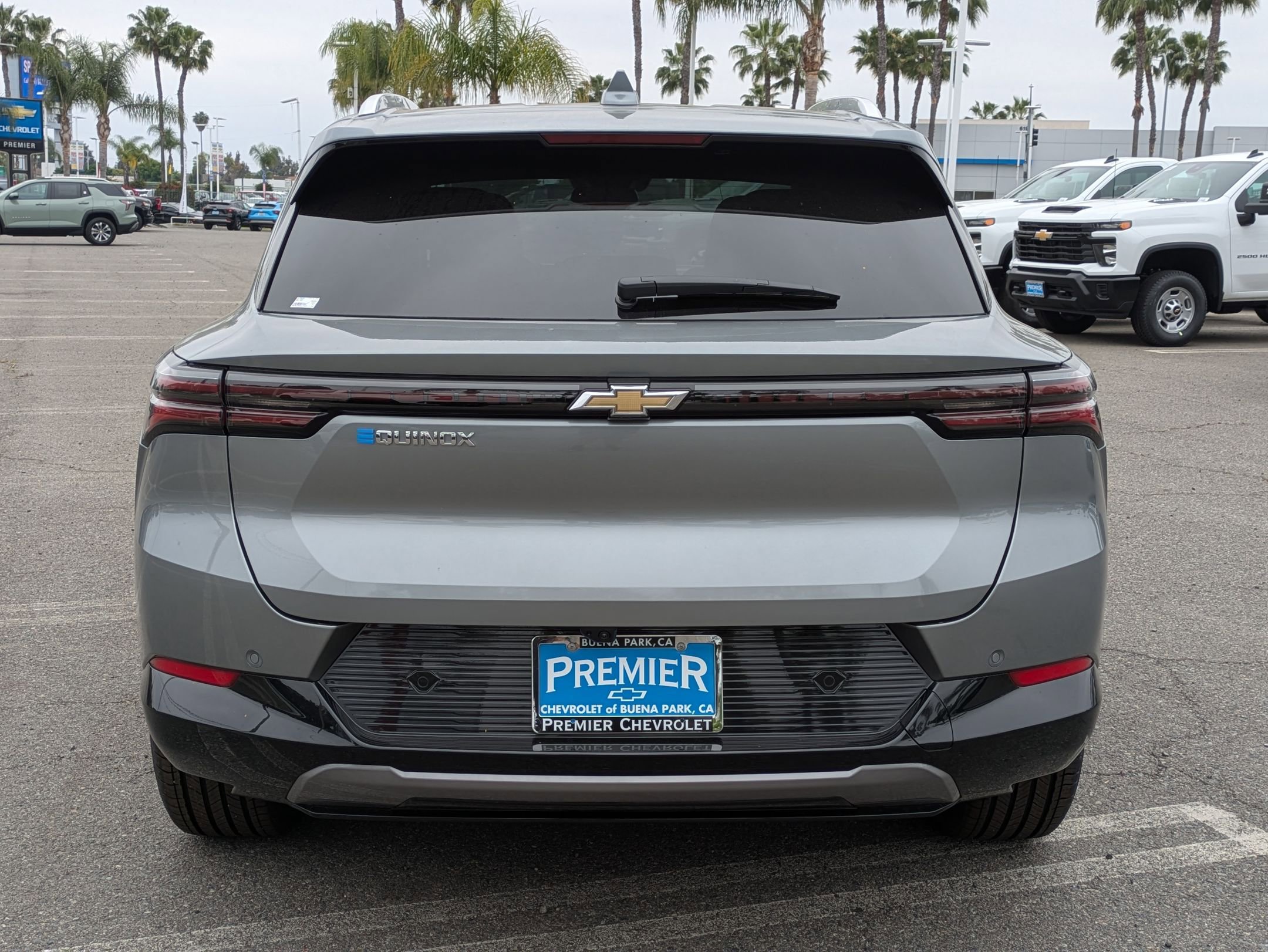 2025 Chevrolet Equinox EV 1LT photo 4