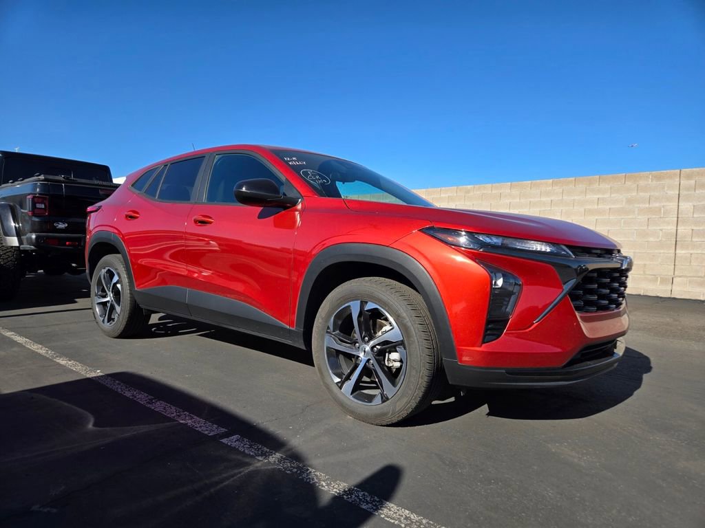 2024 Chevrolet Trax RS's photo