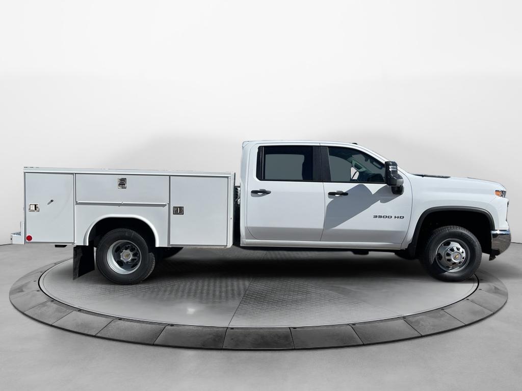 2026 Chevrolet Silverado 3500HD Work Truck photo 4