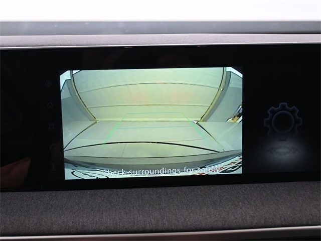2025 Nissan Kicks SV photo 23