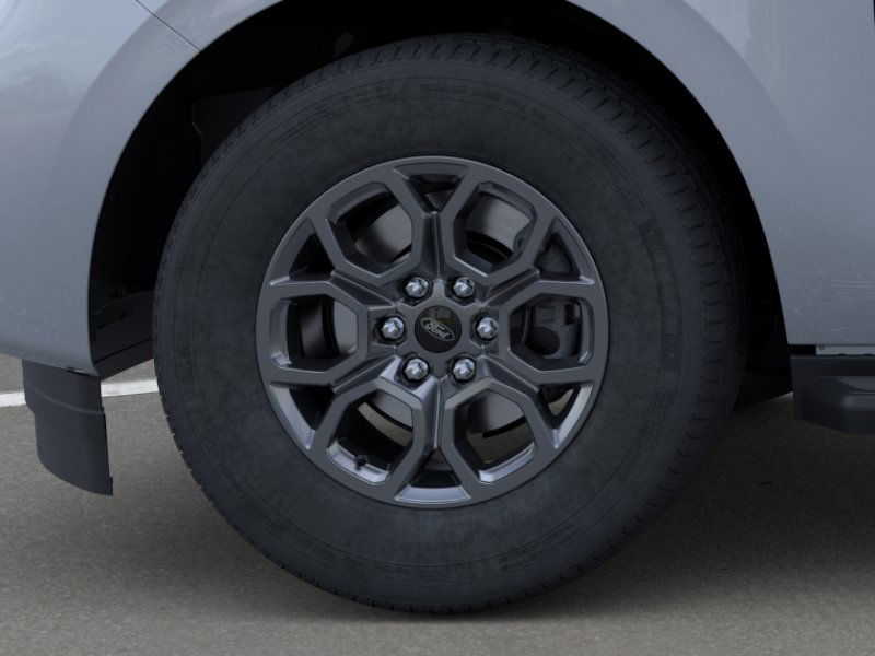 2025 Ford Expedition photo 14