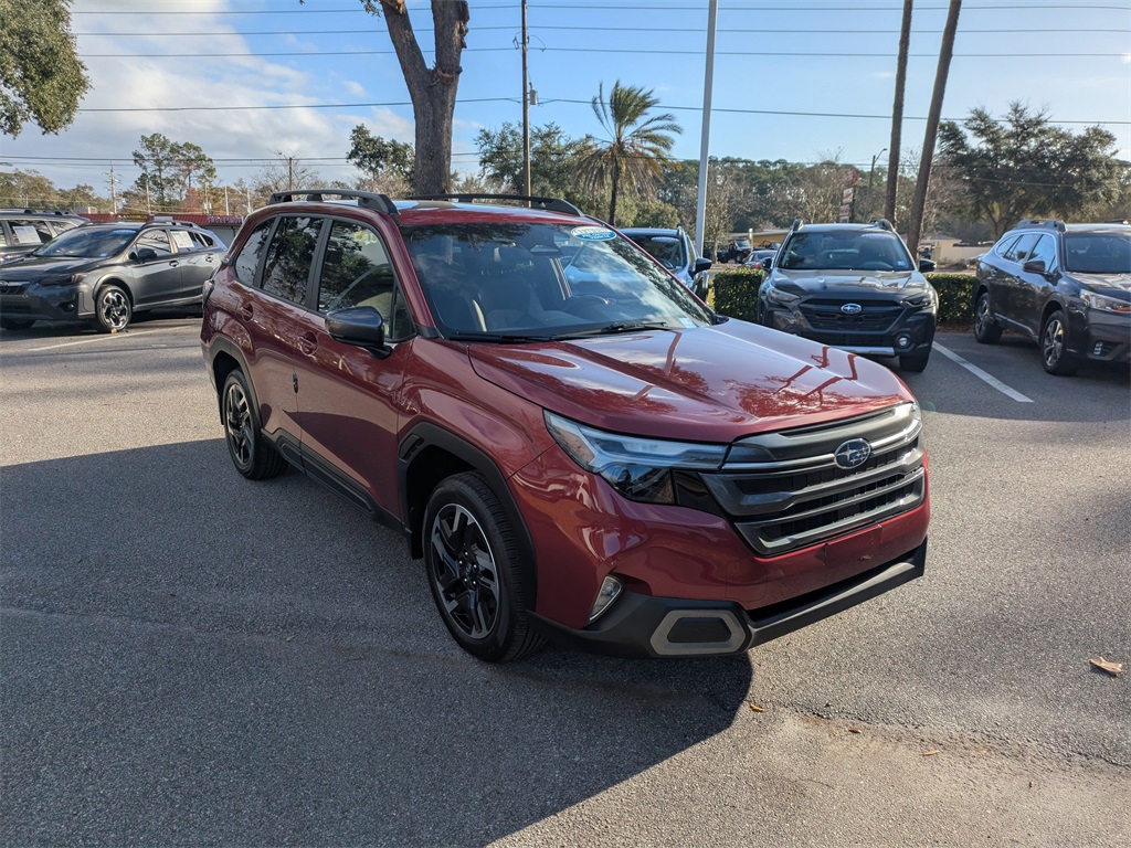 2025 Subaru Forester Limited's photo