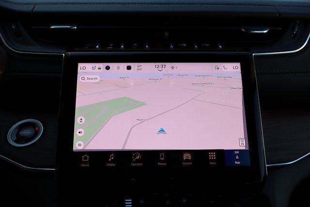 2025 Jeep Grand Cherokee Summit photo 18
