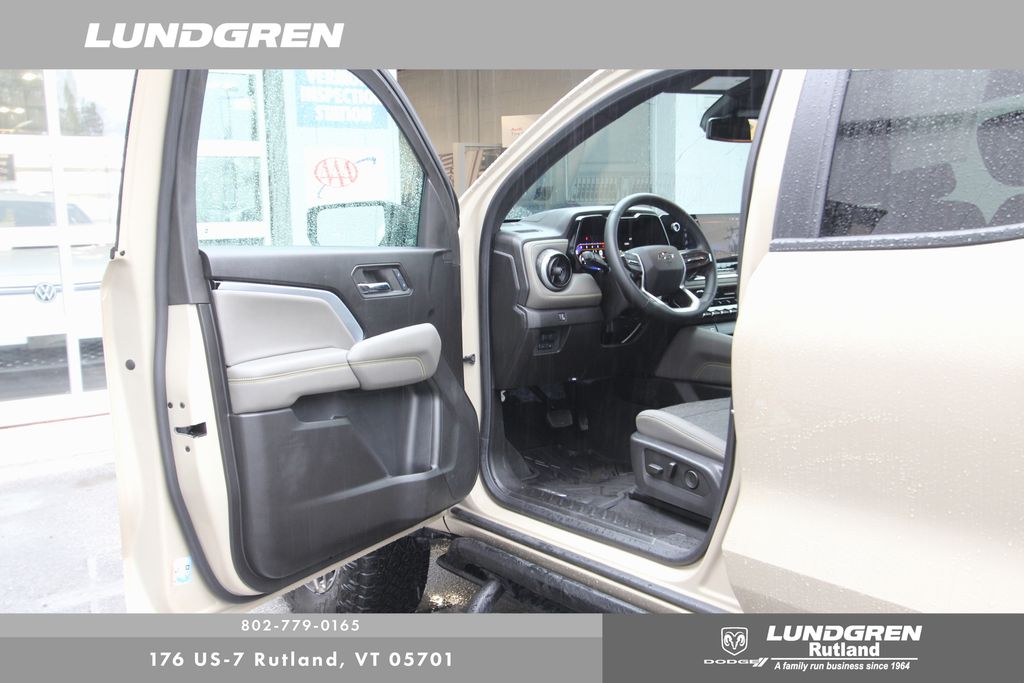 2024 Chevrolet Colorado ZR2 photo 10