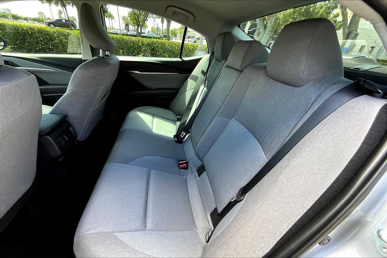 2025 Toyota Camry LE photo 19