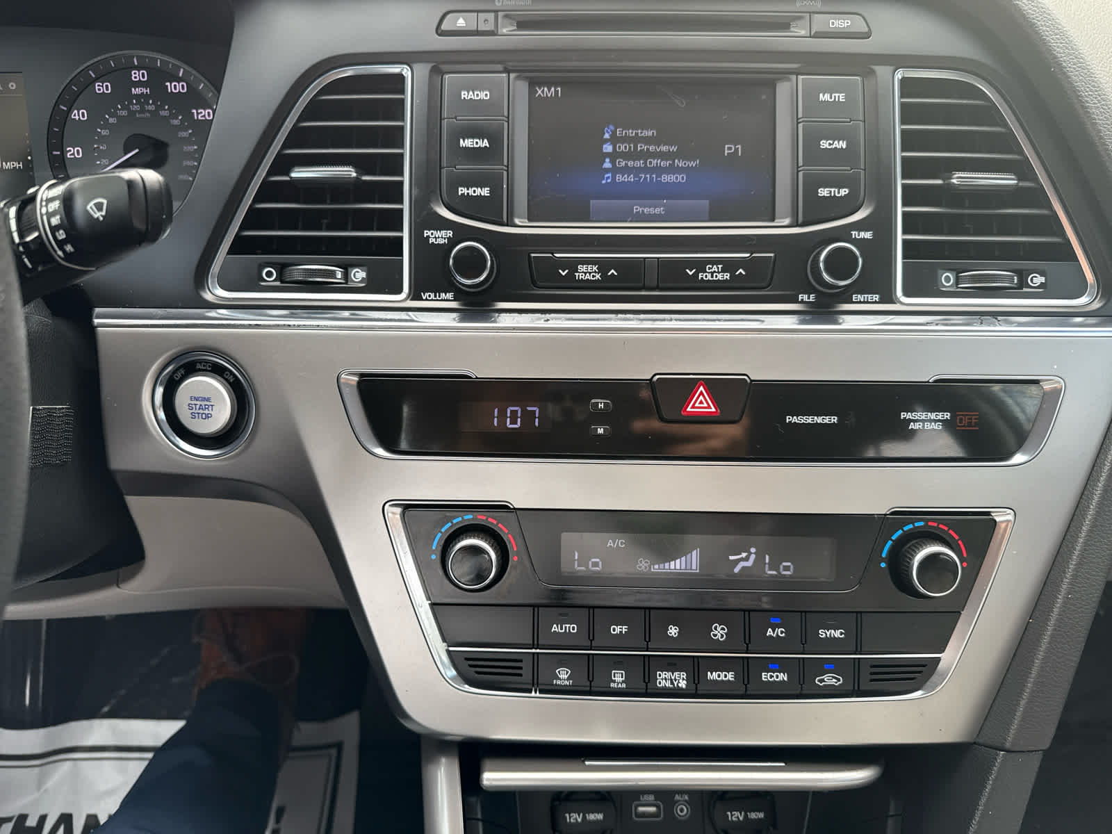 2016 Hyundai Sonata Hybrid SE photo 18