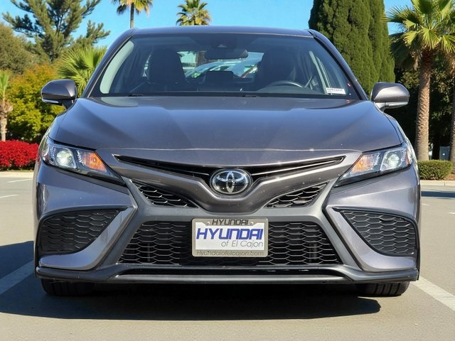 2024 Toyota Camry SE photo 3