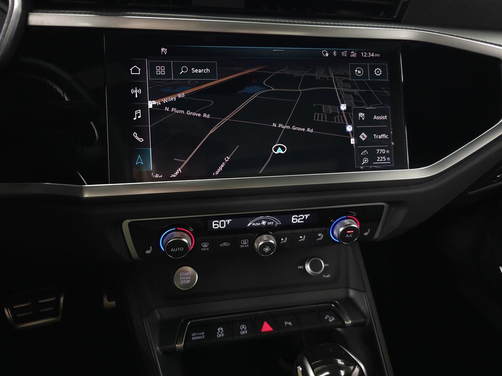 2020 Audi Q3 S line Premium Plus photo 23