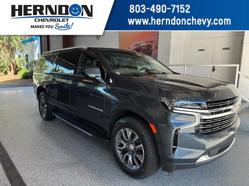 2021 Chevrolet Suburban LT's photo