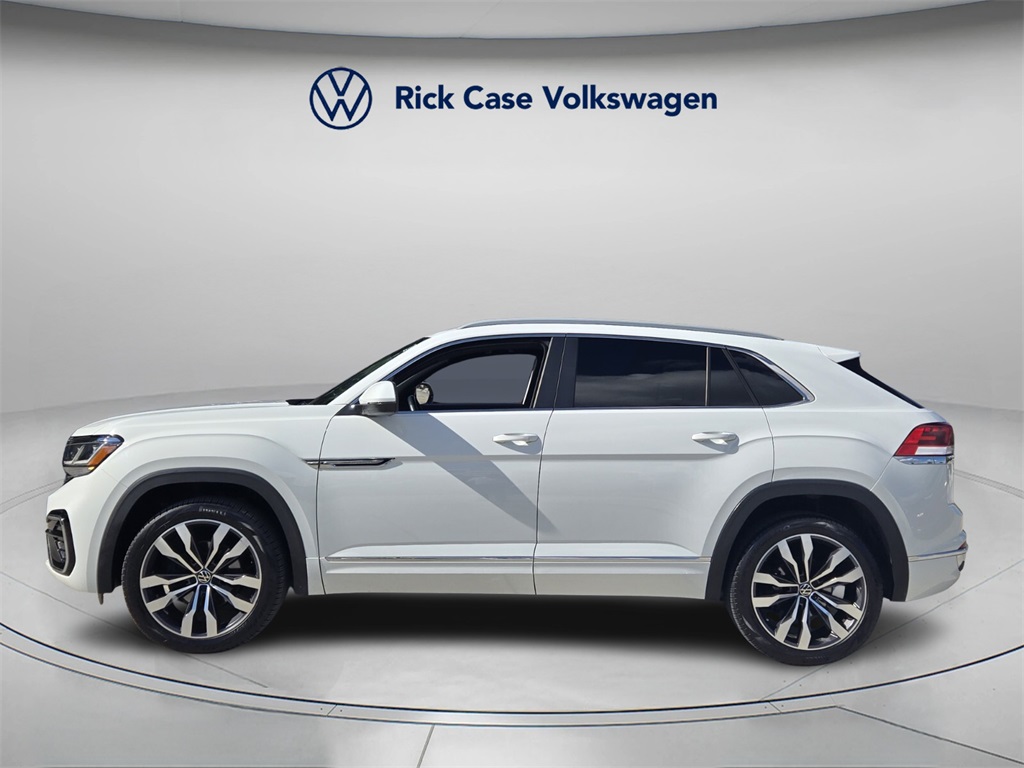 2021 Volkswagen Atlas Cross Sport V6 SEL R-Line photo 3