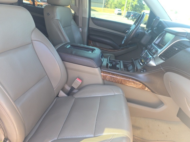 2015 Chevrolet Tahoe LTZ photo 13