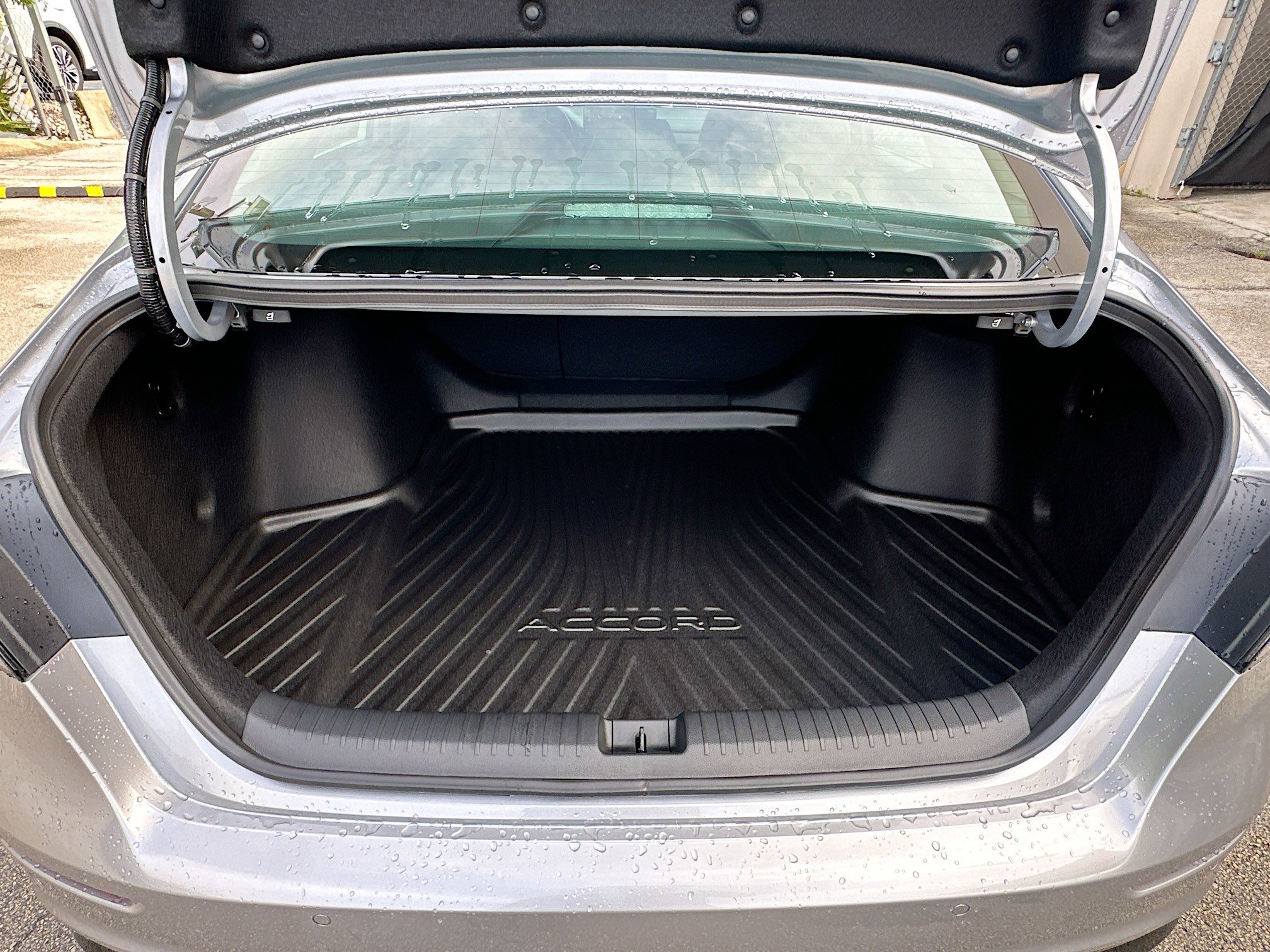 2025 Honda Accord Hybrid EX-L photo 19