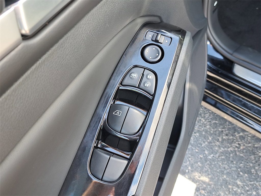 2025 Nissan Altima 2.5 SR photo 22