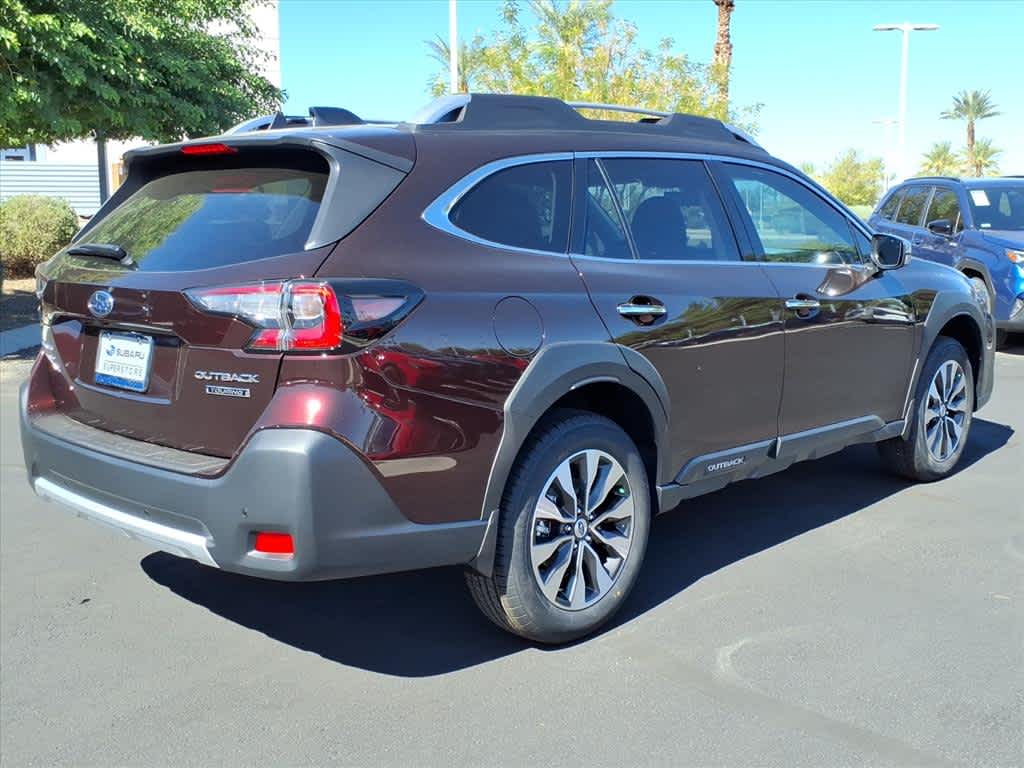 2025 Subaru Outback Touring photo 4