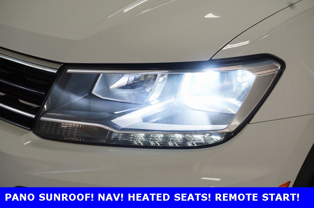 2019 Volkswagen Tiguan SEL R-Line photo 40