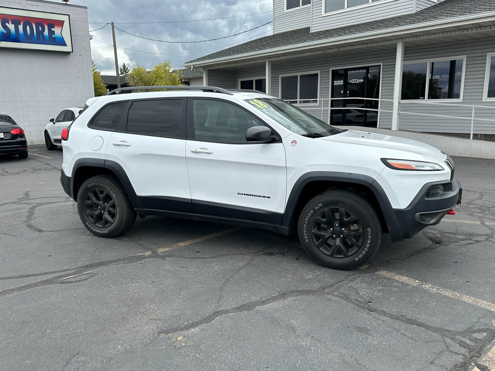 2018 Jeep Cherokee Trailhawk photo 4