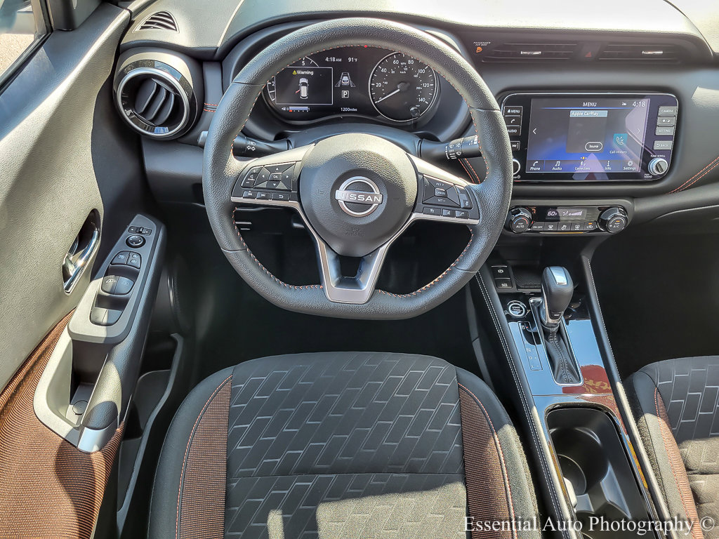 2024 NISSAN KICKS - Image 11