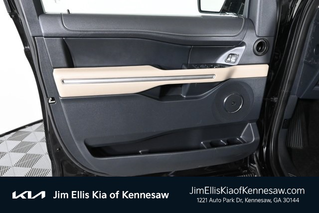 2023 Ford Expedition Limited photo 18