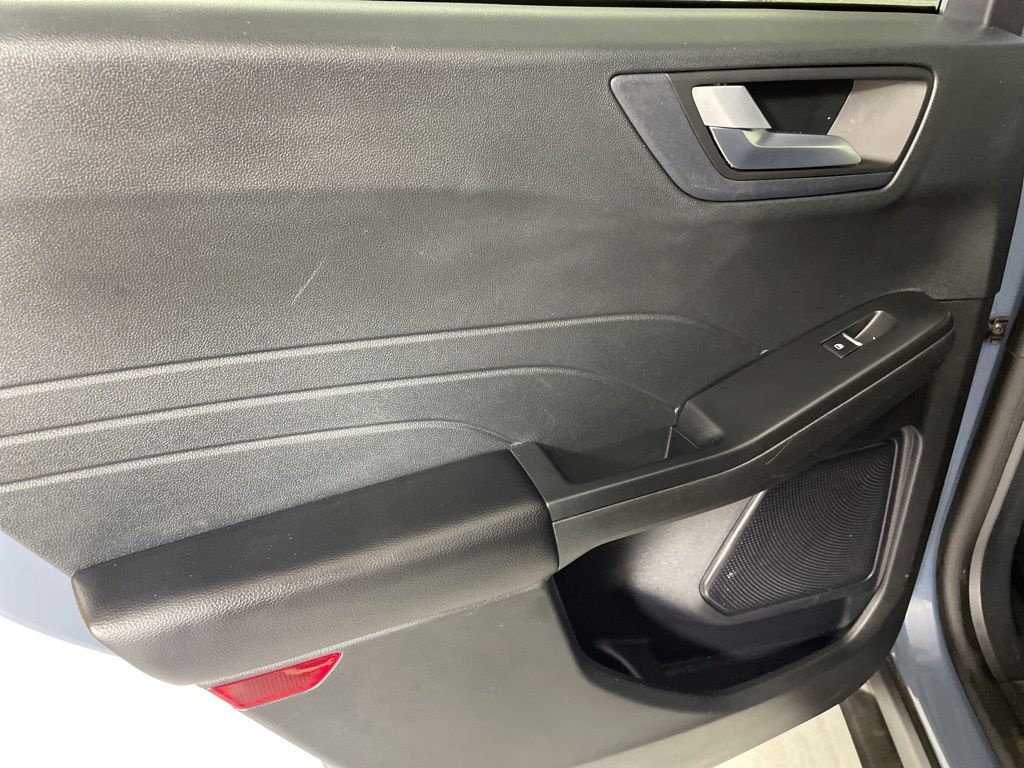 2023 Ford Escape ST-Line photo 33