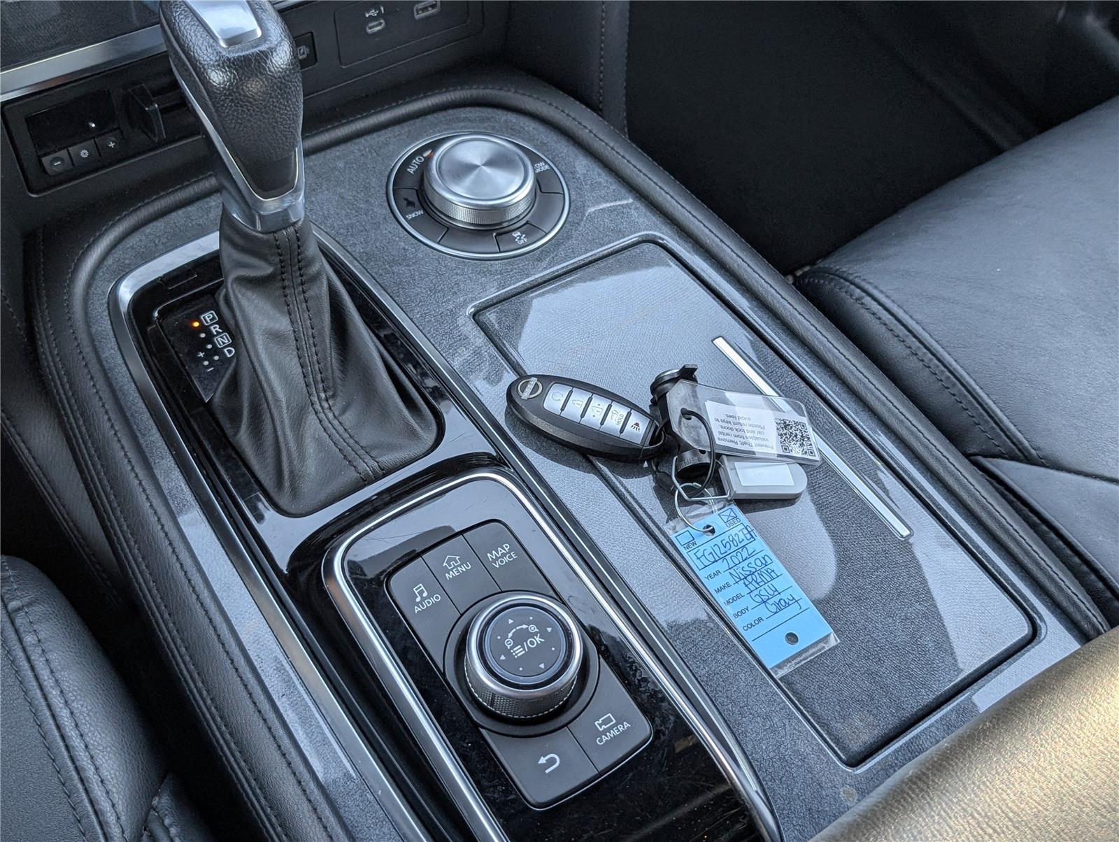 2022 Nissan Armada SL photo 22