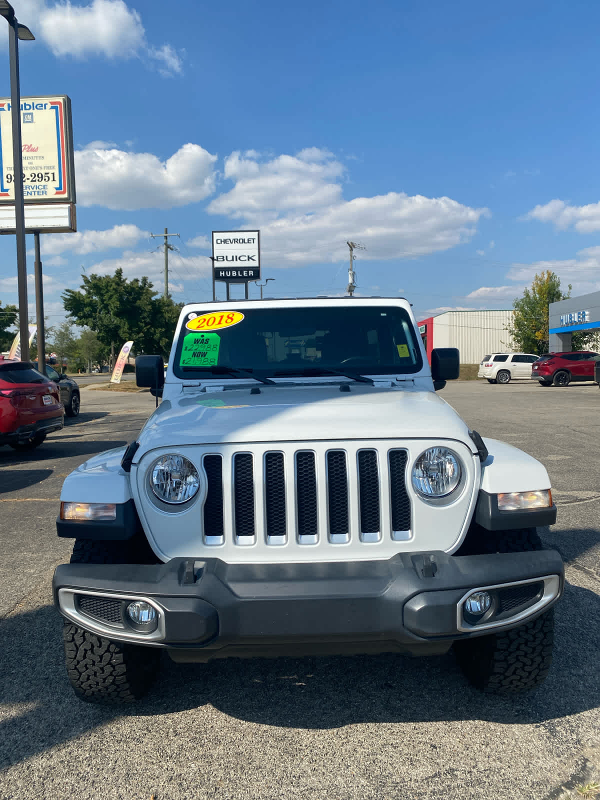 2018 Jeep Wrangler Unlimited Sahara photo 2