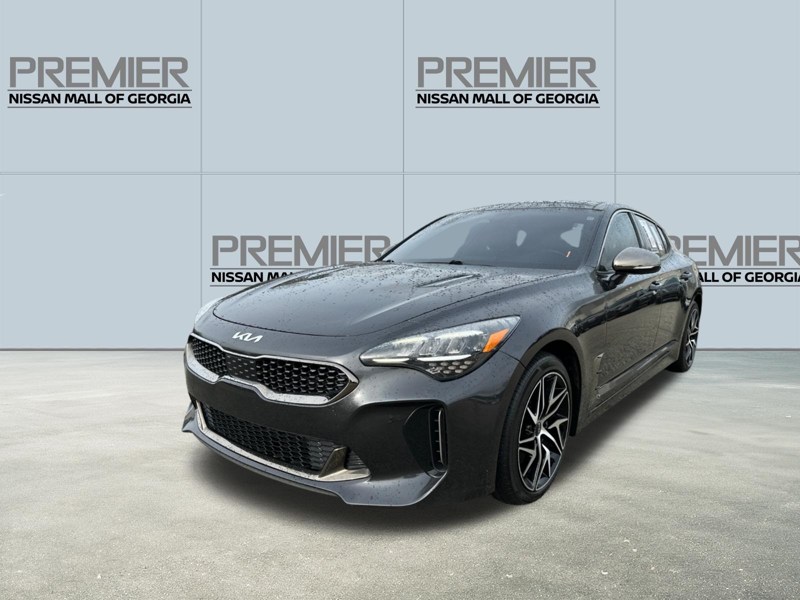 2022 Kia Stinger GT-Line's photo