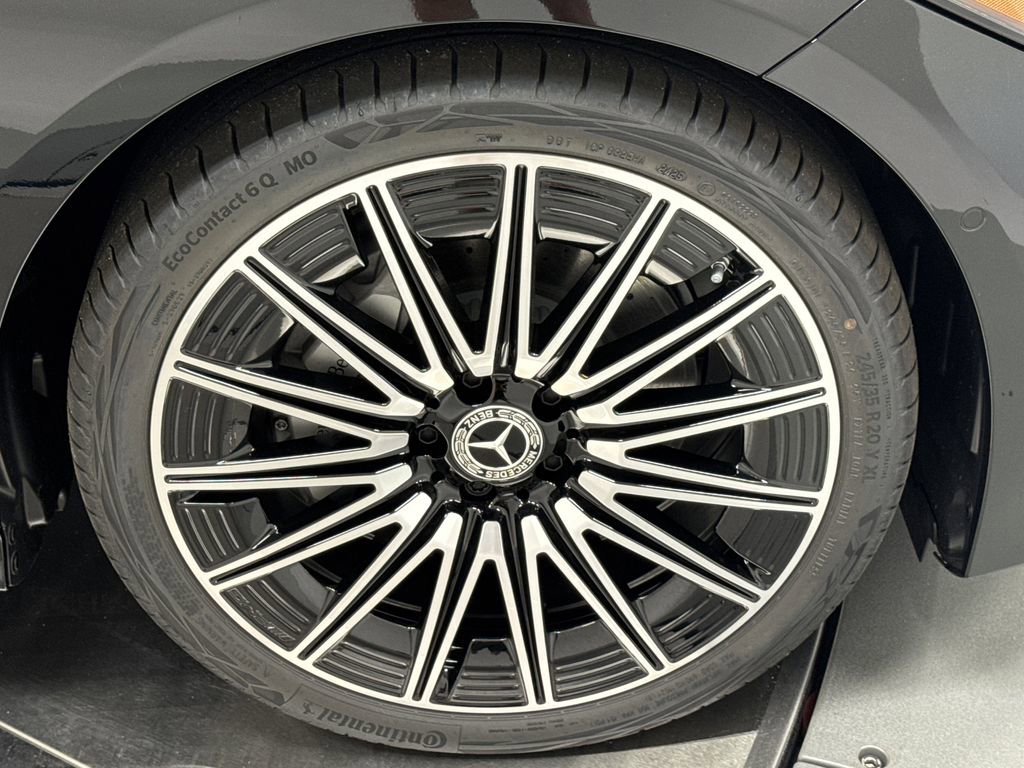 2026 Mercedes Benz CLE 300 4MATIC photo 13