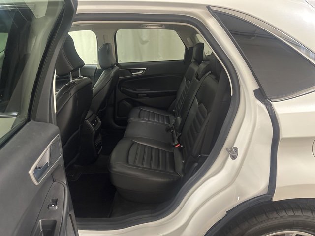 2024 Ford Edge SEL photo 13