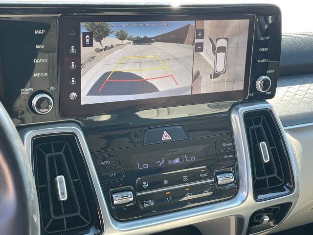 2023 Kia Sorento Plug-In Hybrid SX Prestige photo 14