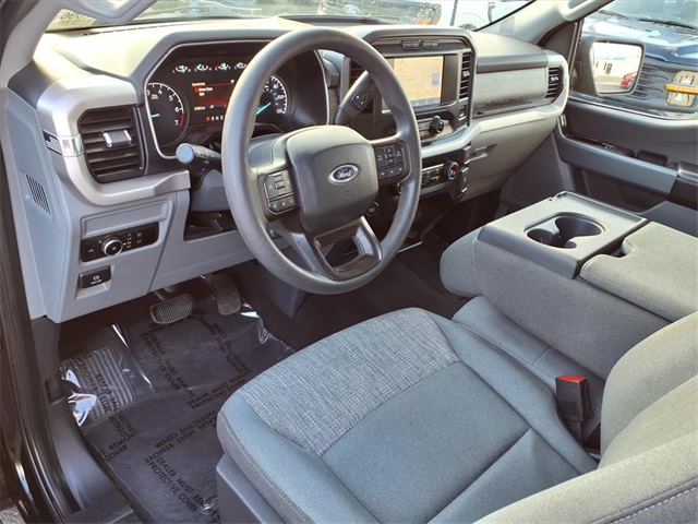 2023 Ford F-150 XLT photo 3