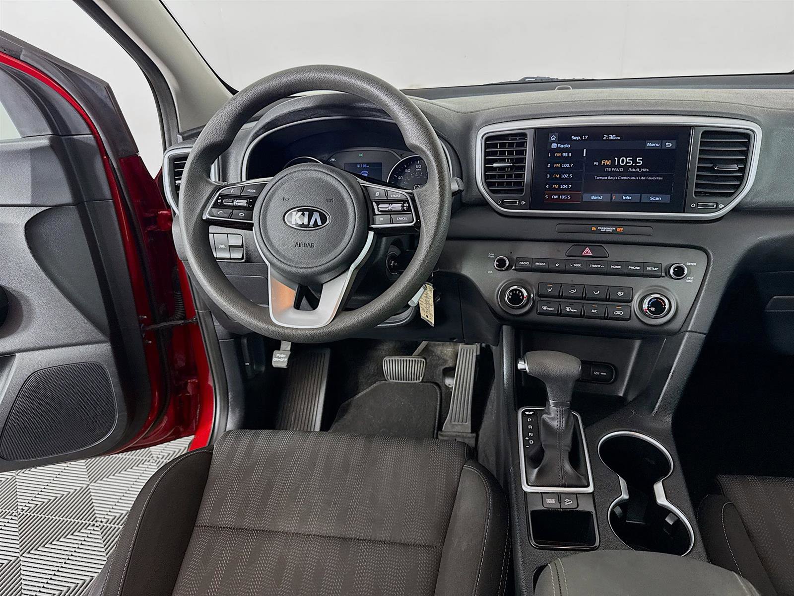 2022 Kia Sportage LX photo 21