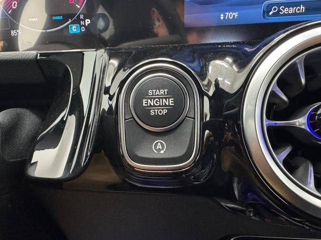 2025 Mercedes Benz GLA 250 photo 26