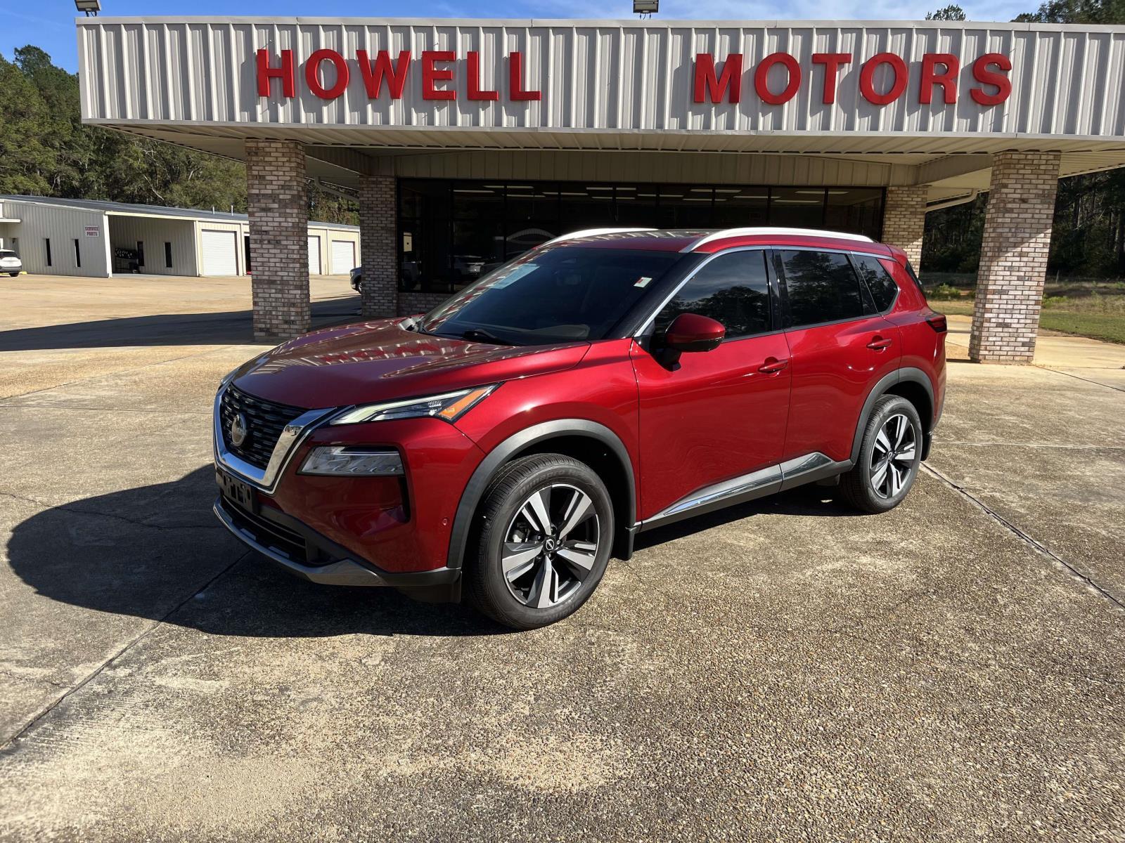 2023 Nissan Rogue SL's photo