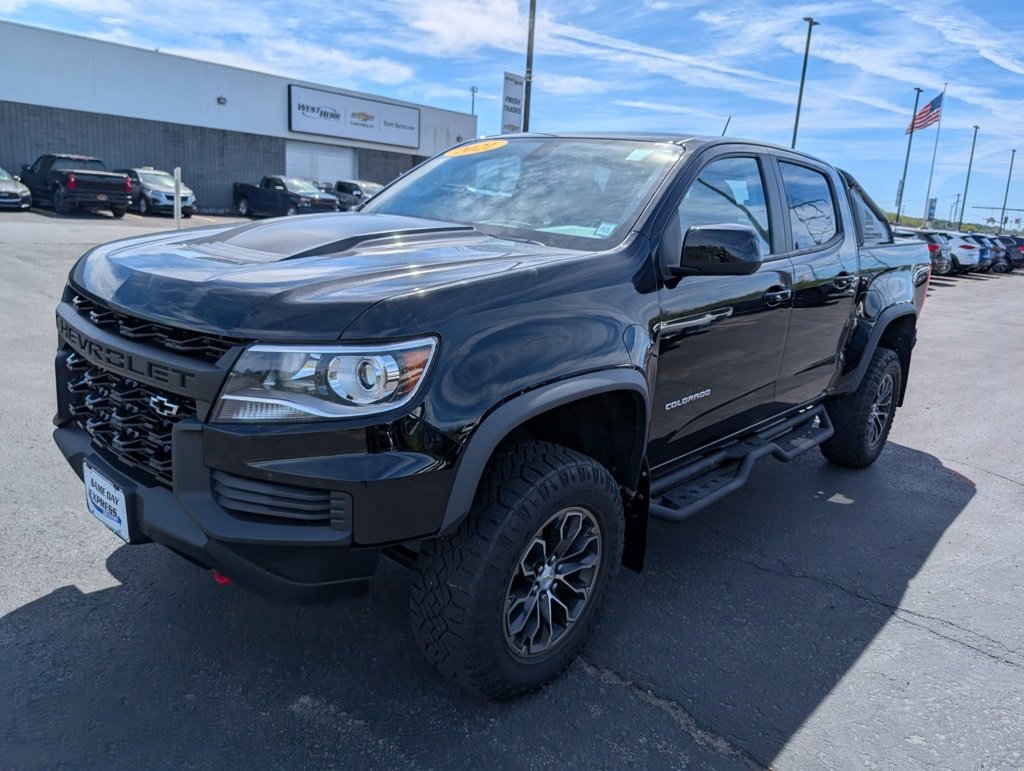 2021 Chevrolet Colorado ZR2 photo 2