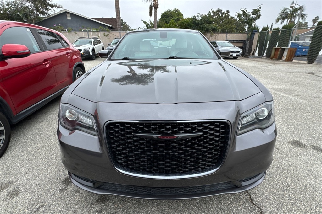 2021 Chrysler 300 S photo 2