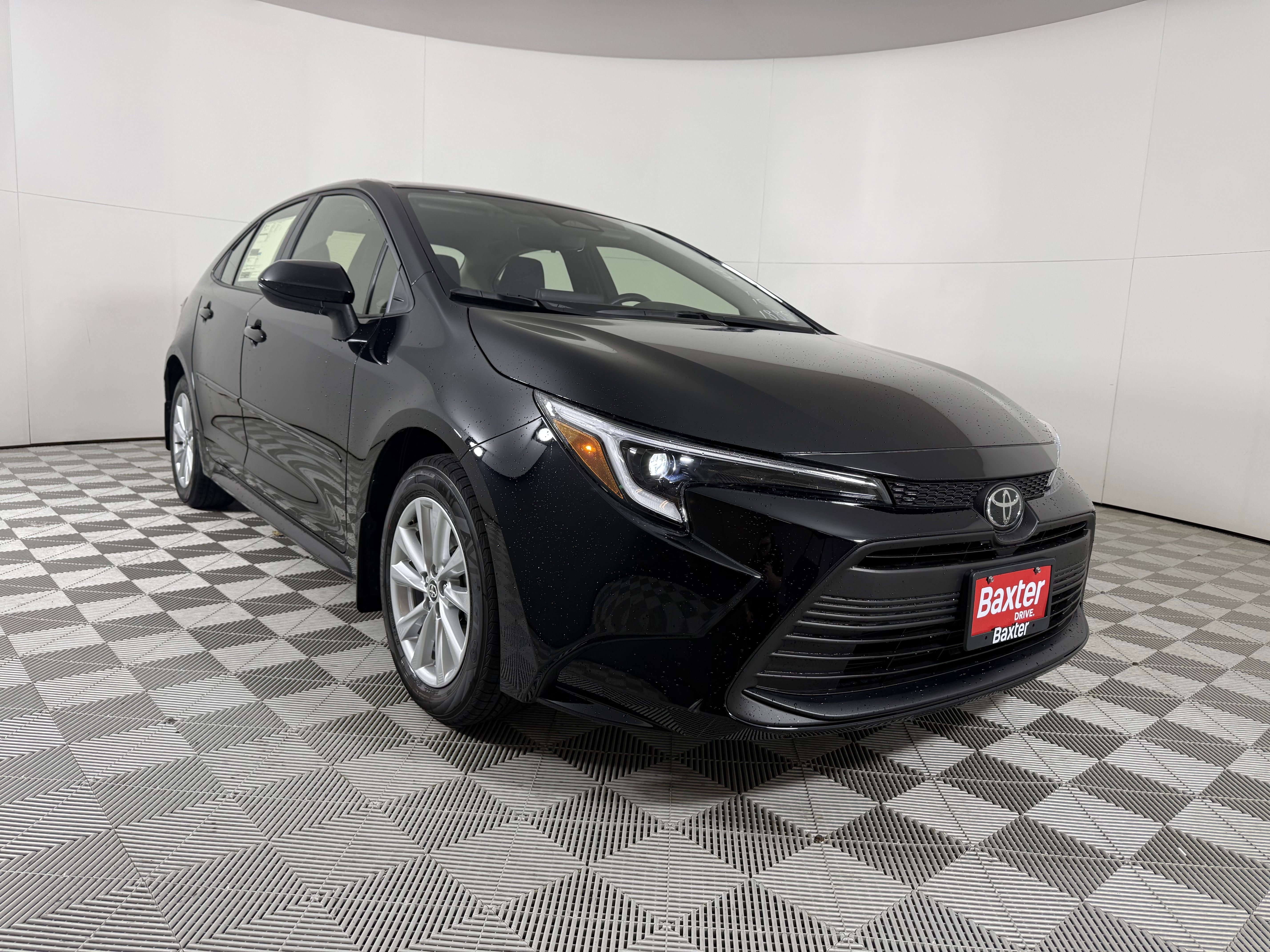 2026 Toyota Corolla LE's photo