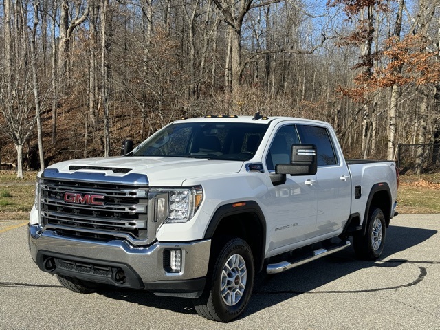 2022 GMC Sierra 2500HD SLE's photo