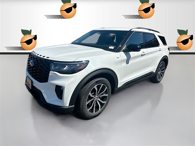 2025 Ford Explorer ST-Line photo 2