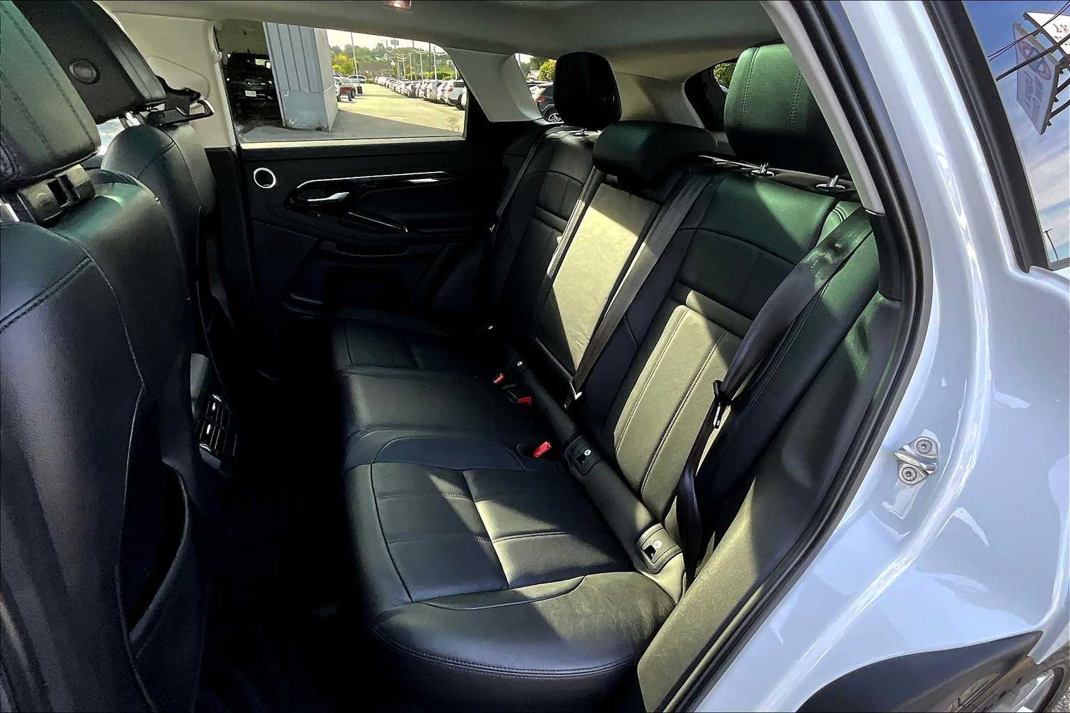2020 Land Rover Range Rover Evoque S photo 19