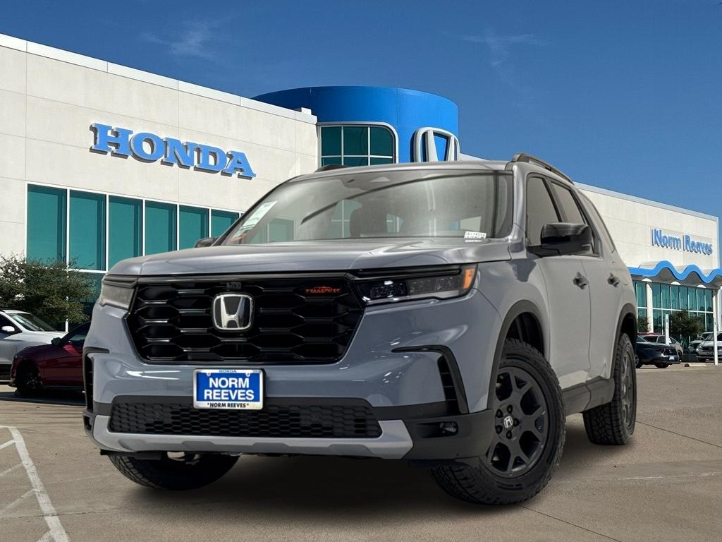2025 Honda Pilot TrailSport's photo