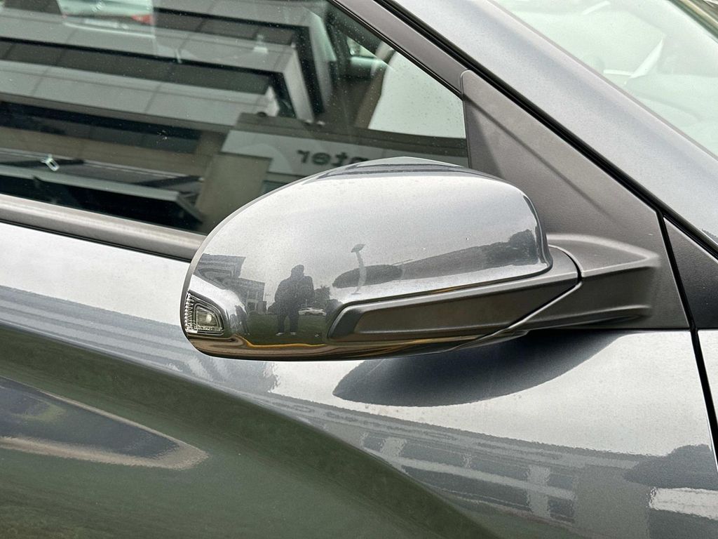 2023 Hyundai Kona SEL photo 16