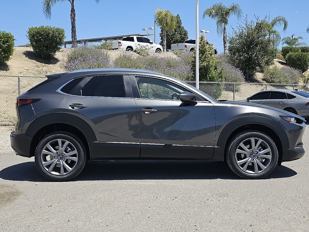2025 Mazda CX-30 2.5 S Preferred photo 18