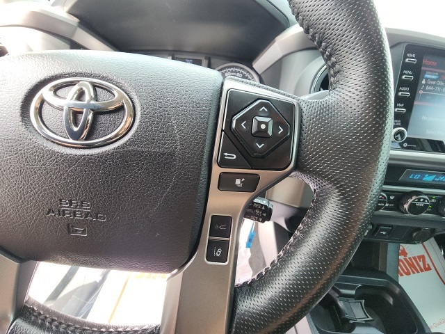 2022 Toyota Tacoma SR5 V6 photo 17