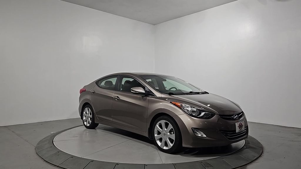 2013 Hyundai Elantra Limited photo 7