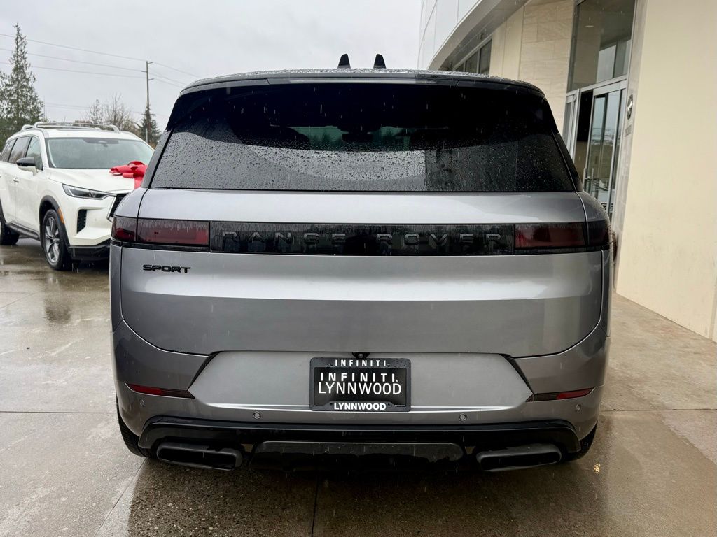 2024 Land Rover Range Rover Sport P400 Dynamic SE photo 4