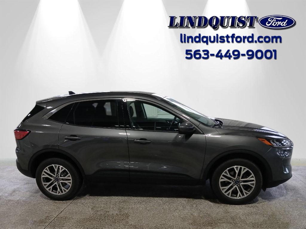 2022 Ford Escape SEL's photo