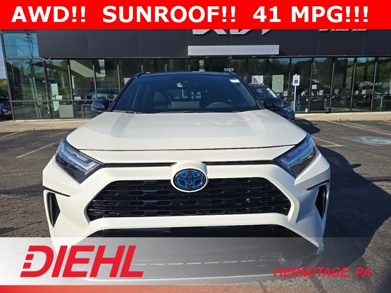 2023 Toyota RAV4 Hybrid XSE photo 2