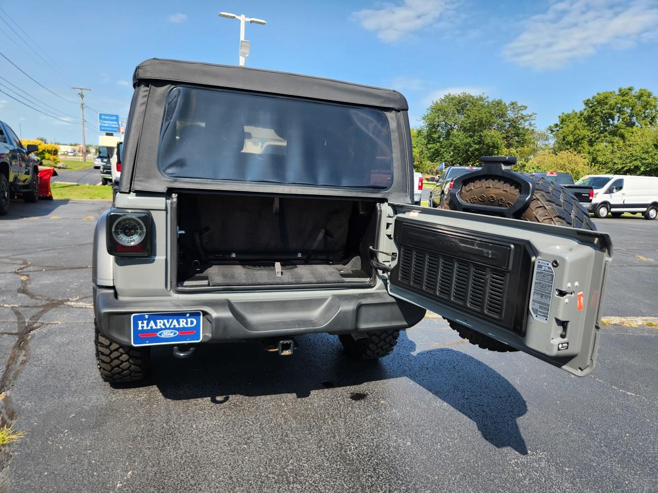 2022 Jeep Wrangler Sport Willys photo 35