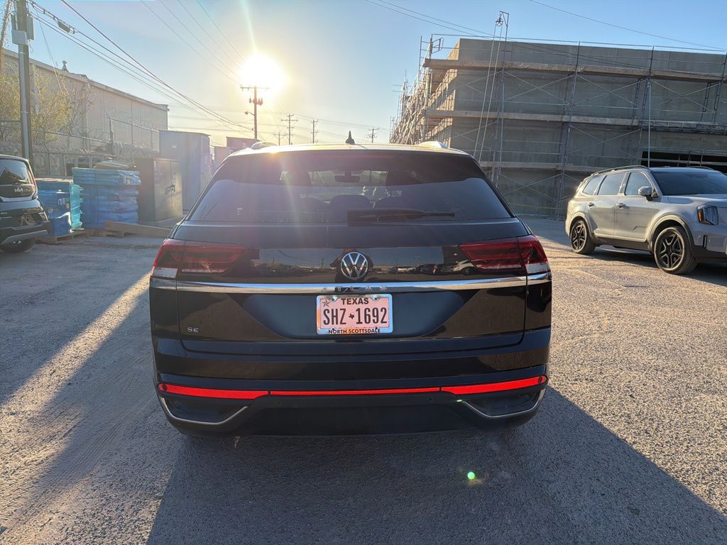 2023 Volkswagen Atlas Cross Sport SE Technology photo 3