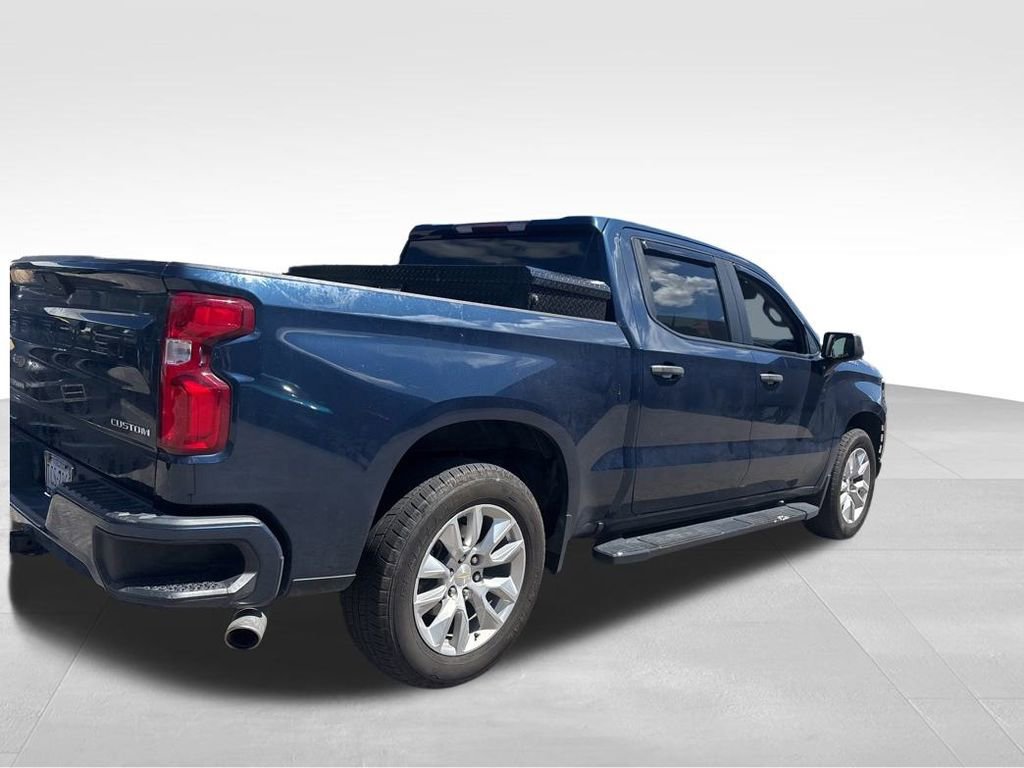 2021 Chevrolet Silverado 1500 Custom photo 16